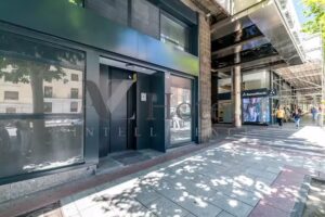 AYZ Princesa – Auto check-in property