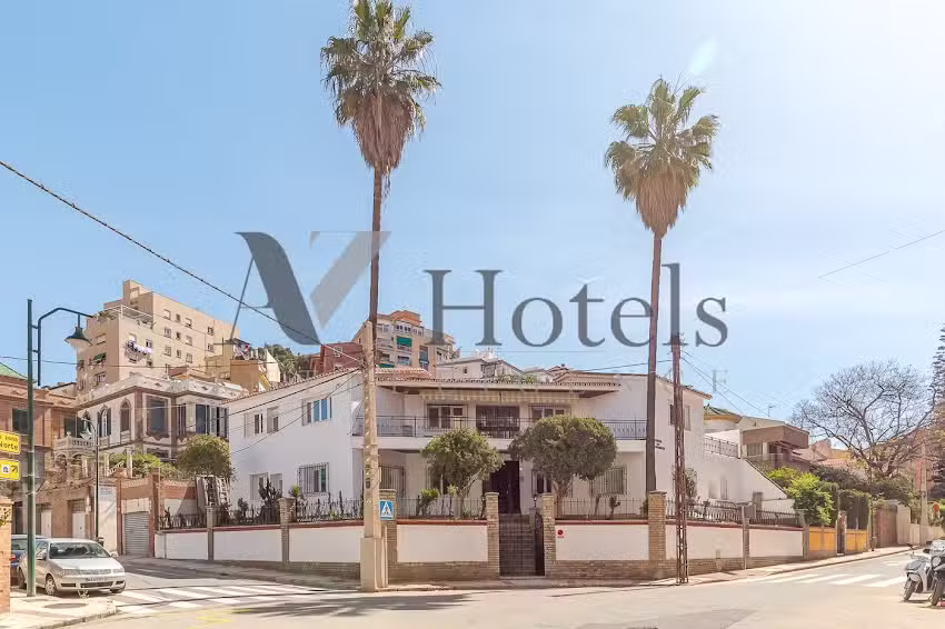 AYZ Silvela – Auto check-in property