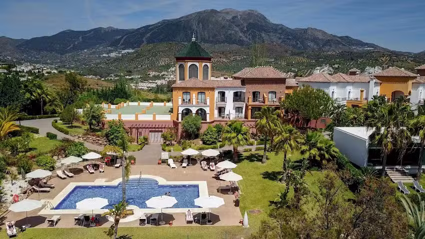 B bou Hotel La Viñuela & Spa