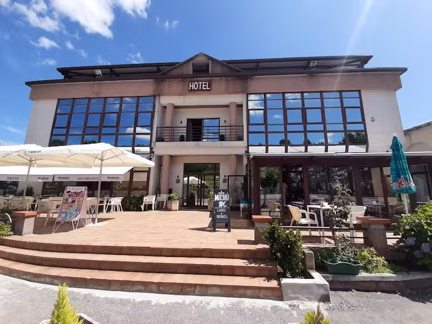 Baccus – Hotel y Restaurante