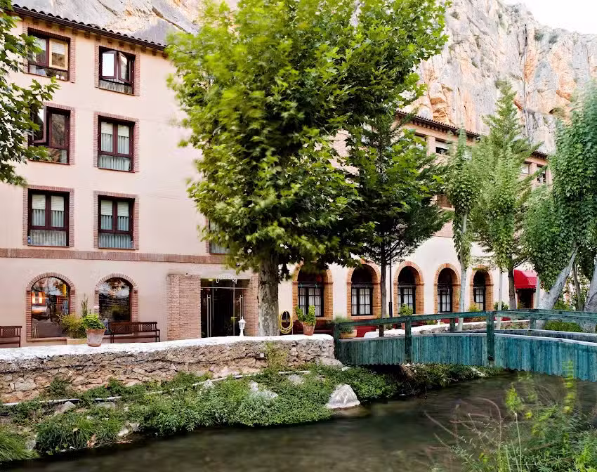 BALNEARIO DE LA VIRGEN SA.