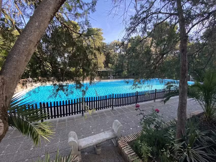 Balneario San Andrés de CANENA (piscina)