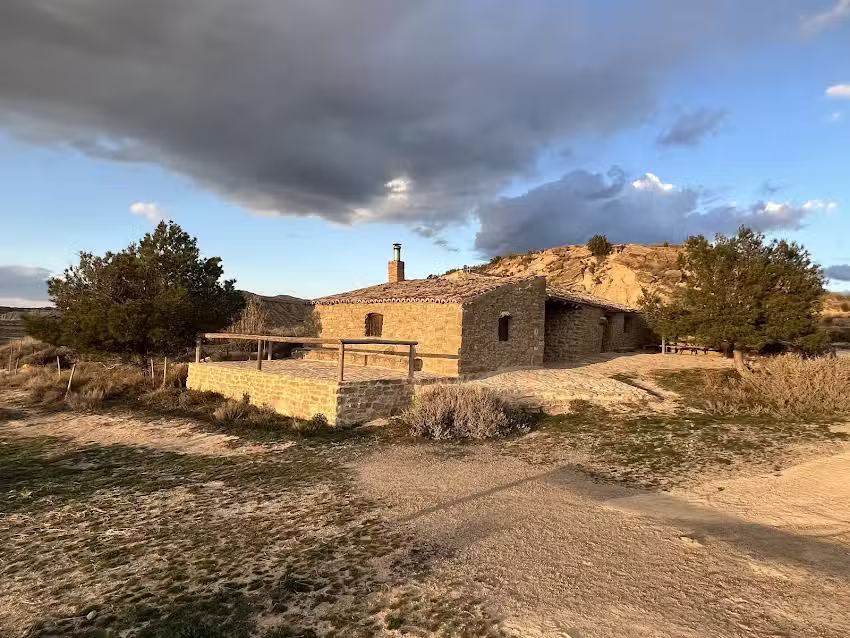 Bardena Blanca Piedra Cubilar