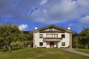 BASARTE ADOS Agroturismo