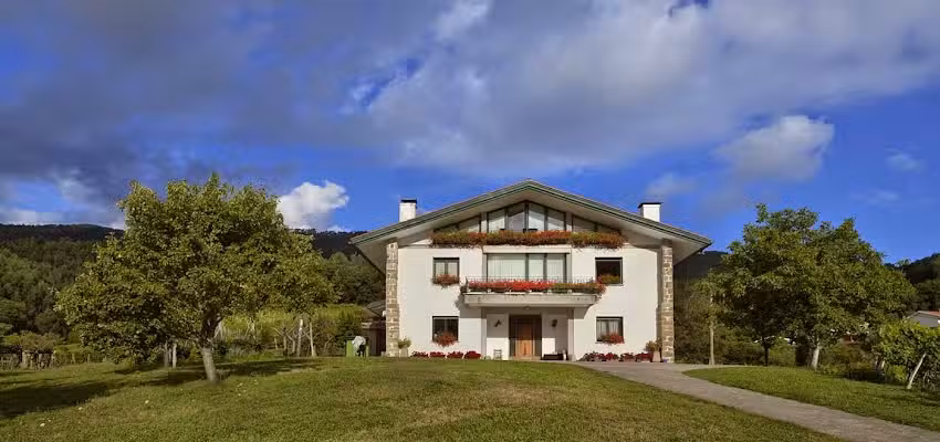 BASARTE ADOS Agroturismo