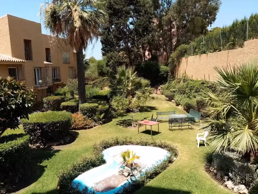 Beach Bungalow Port Estepona – Apartment for Rent