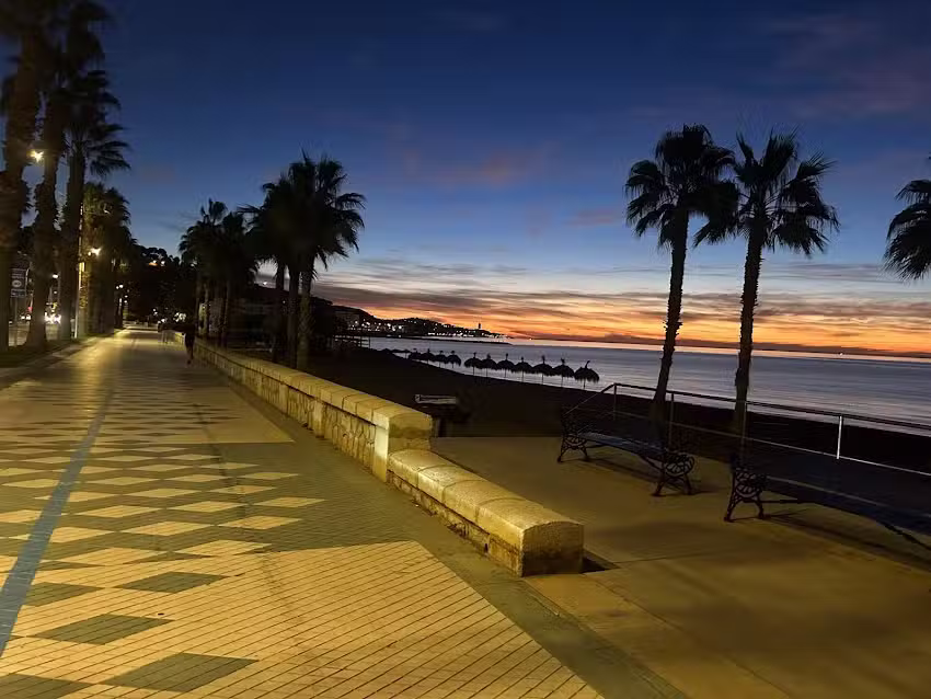 Beach & Center Premium