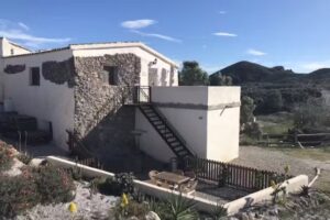 Bella Vista rural retreat & Casa Leon holiday apartment