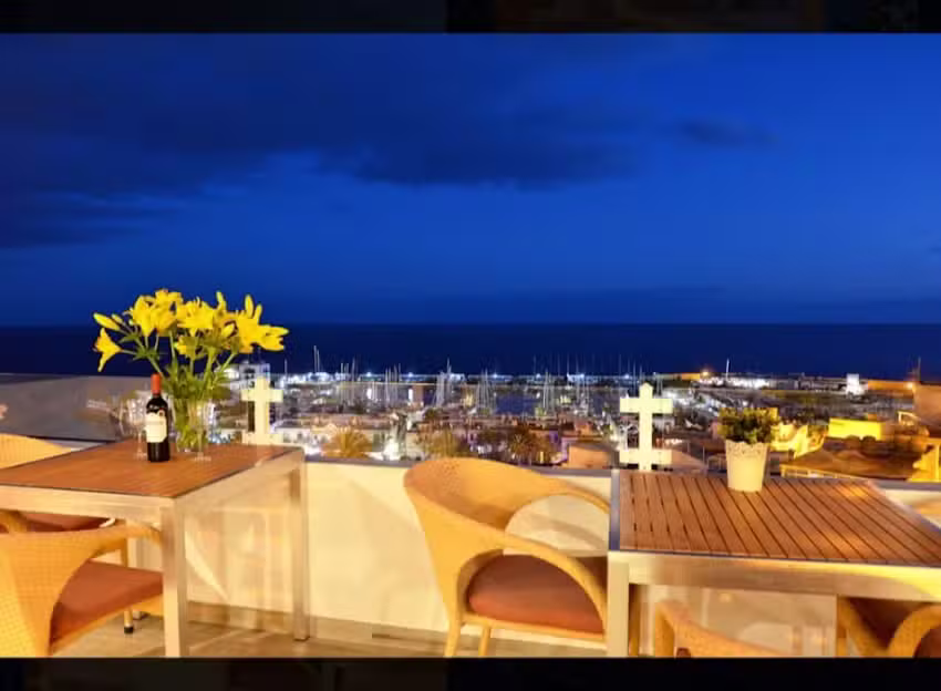 Bella Vista Sun Club