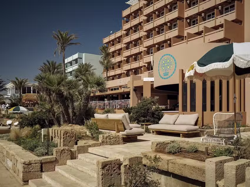 Bikini Island & Mountain Hotel Es Trenc