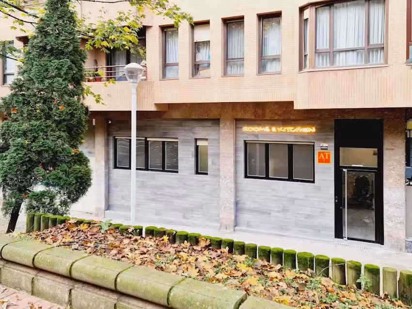 Bilbao Rooms & Kitchen Irala