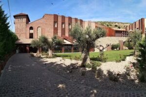 Bodegas Vinícola Real – 200 monges