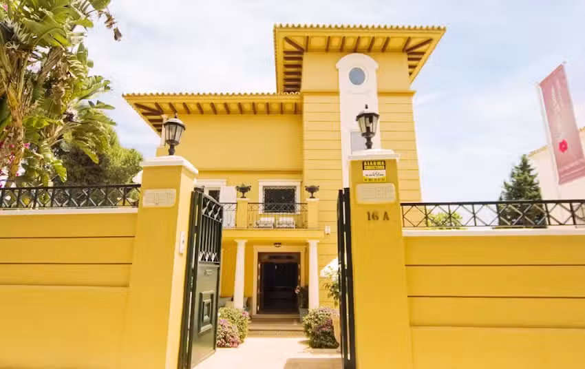 BYPILLOW Villa Lorena | Hotel Boutique en la playa Málaga