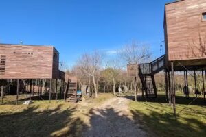 Cabañas en el árbol – Costa da morte