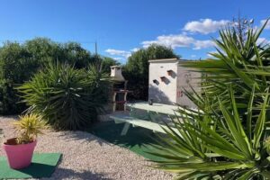 Camperplaats Het kartonnen huis