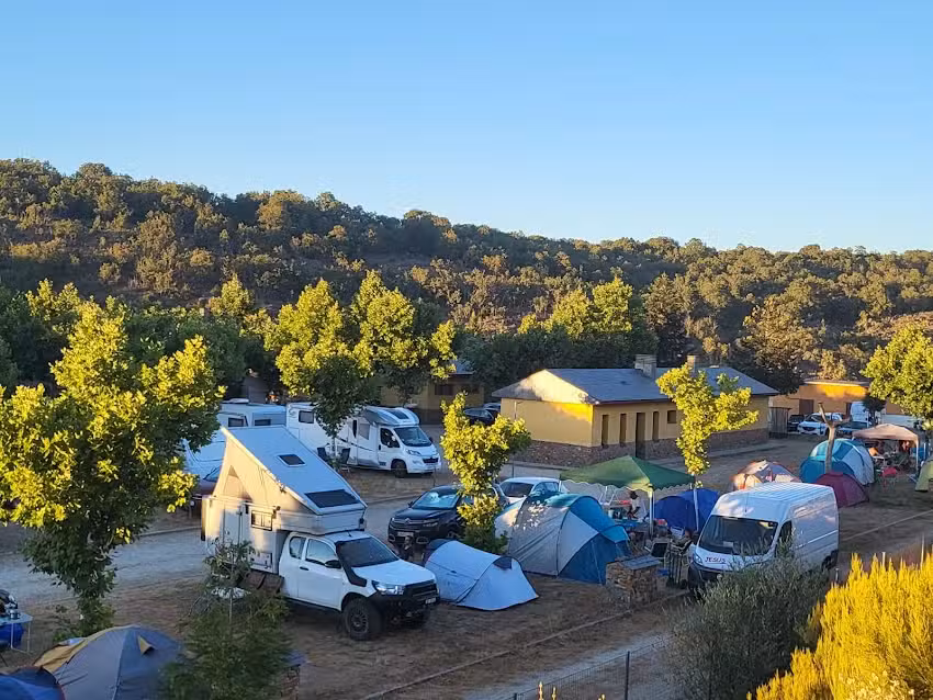 Camping Bar Restaurante Los Molinos
