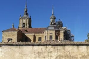 Camping Las Cabañas Del Mueso