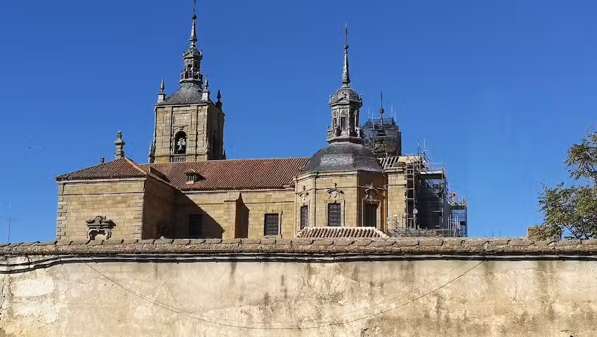 Camping Las Cabañas Del Mueso