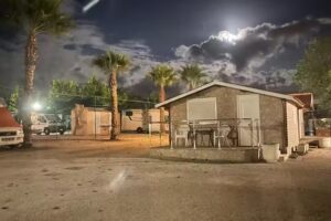 Camping Los Delfines