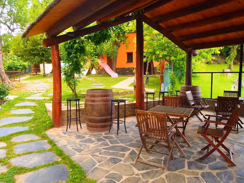Camping Montseny – Masia Can Cervera