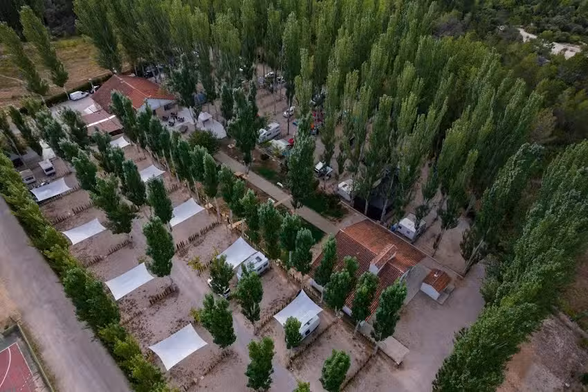Camping Restaurante Río Tus, Yeste, Albacete