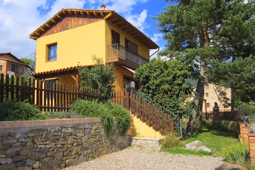 Can Amador (HUT Turisme Rural al Berguedà)