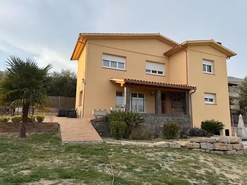 can giró habitatge turistic