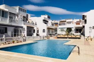 Carey’s Holiday Lets