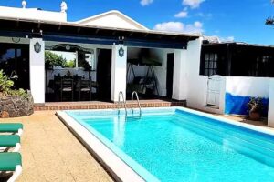 Casa Albryna Lanzarote Rural Villa. VV reg + NRA