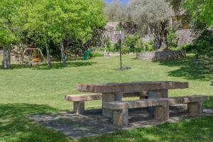 Casa Bara. Apartamentos en Guaso (Aínsa-Sobrarbe)