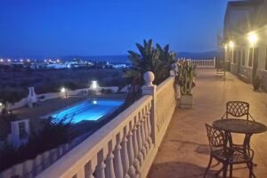 Casa Barranca B&B and Holiday Apartments