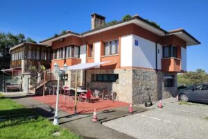 Casa con Picsina – Family House Gijón