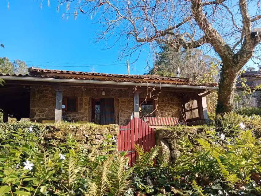 Casa Costiña + Casita da Forxa