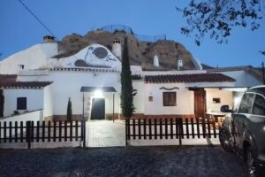 Casa Cueva «La Ermita»