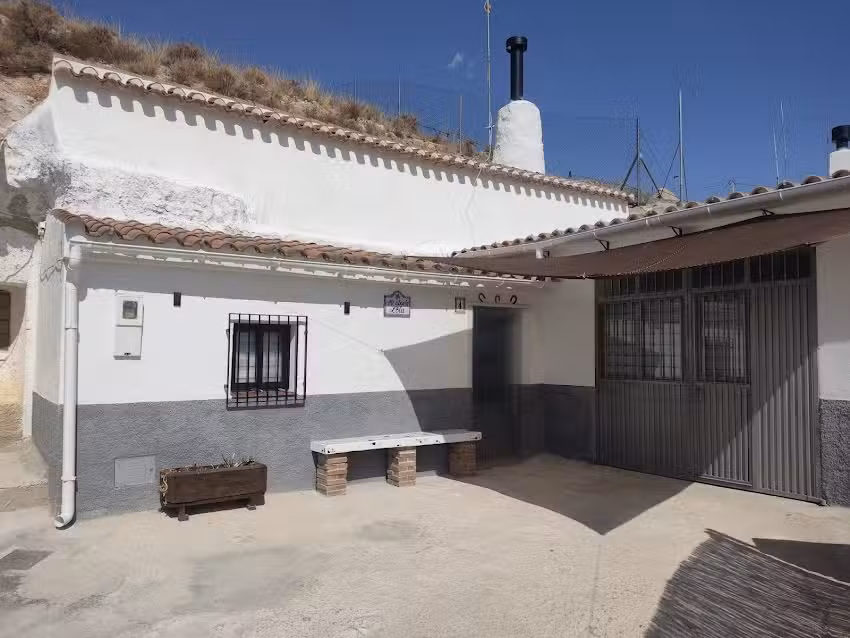 Casa Cueva Mi abuela Lola