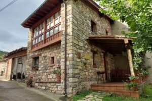 Casa de Aldea «El Sotámbanu»