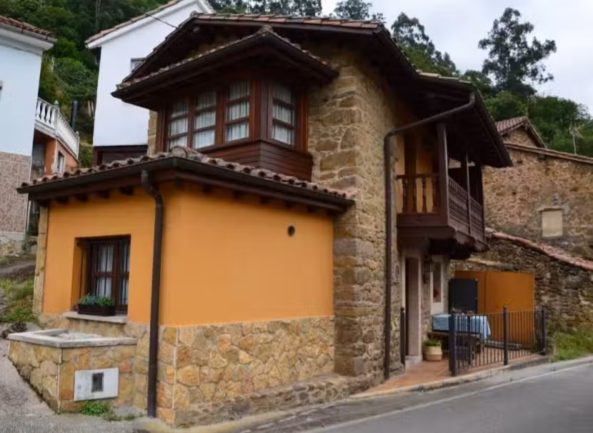 Casa de Aldea Mariana
