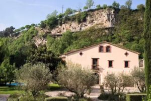 Casa de retiro catalana del siglo XIV- Belvilla by Oyo