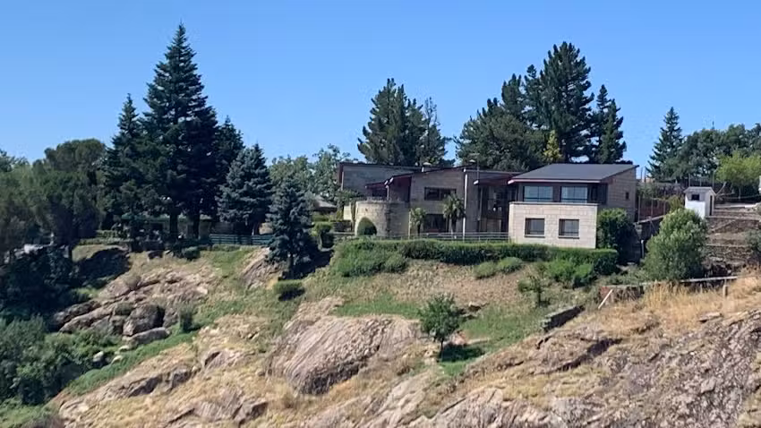 Casa de retiro Religiosas del Sagrado Corazón Miraflores de la Sierra