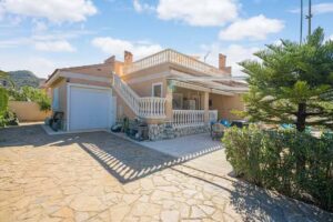 Casa de vacaciones en Alicante con piscina privada- Belvilla by Oyo