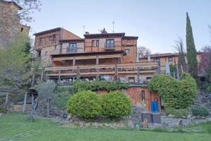 Casa del Cura de Calatañazor (Hotel Restaurante)