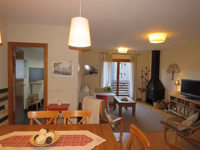 Casa Egipcia-Pirineos Apartamento turístico -La Cerdanya-Alp-La Molina