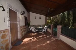 Casa Fuente la Noguera