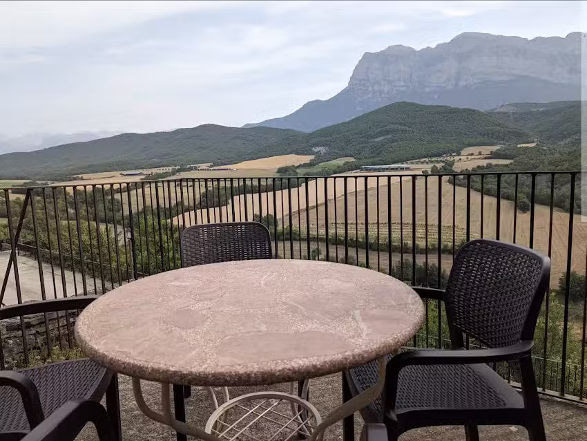 Casa Lacambra de Pueyo