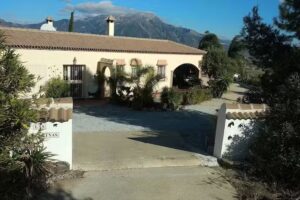 Casa las golondrinas