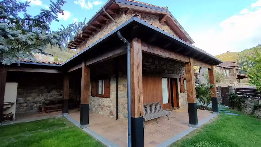 Casa Lluís i Mercè