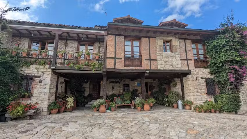 Casa Los Laureles