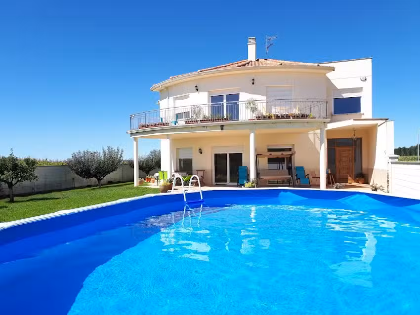 Casa Miguel & Sally | alojamiento/hotel/bar/restaurante/turismo/trabajo/celebraciones/bodas/despedidas/cumpleaños/casa rural