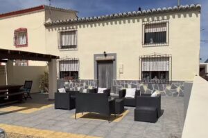 Casa Montes Guesthouse