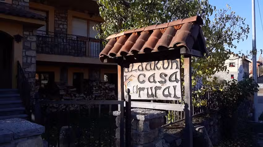 Casa Rural Aldarón